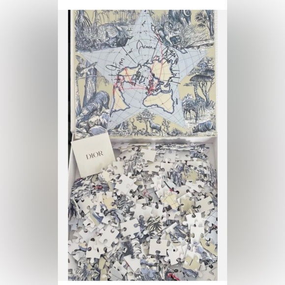 🤍🩵 NWT 2024 Christian Dior 500-piece Puzzle: Around The World Collection 🤍🩵 - Picture 6 of 9